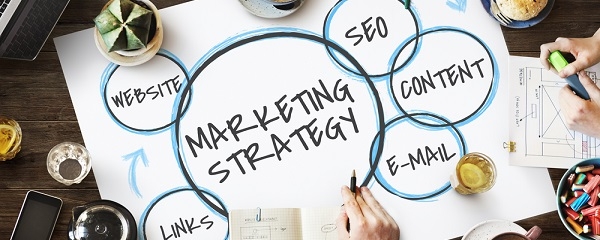 Xây dựng chiến lược Marketing vượt trội để thu hút và giữ chân khách